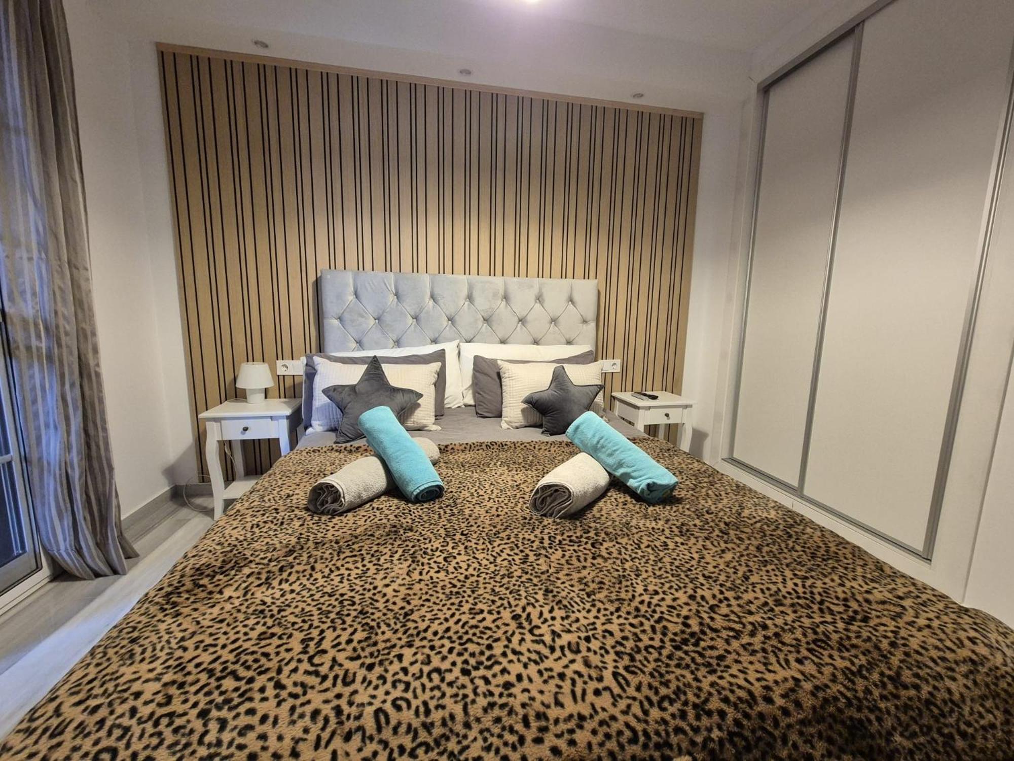 Luxurious Three Bedroom Duplex Apt Close To Beach Fuengirola Exterior foto